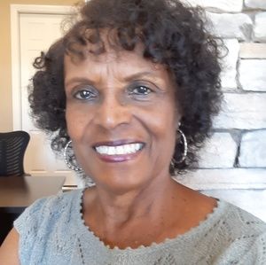 Meet your Posher, Joyce